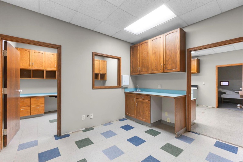 36 Doctors Park, Cape Girardeau, Missouri 63703, ,Commercial Lease,For Sale,Doctors Park,MAR24073619