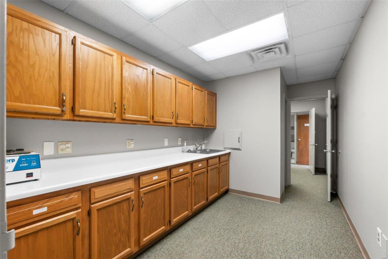 36 Doctors Park, Cape Girardeau, Missouri 63703, ,Commercial Lease,For Sale,Doctors Park,MAR24073619