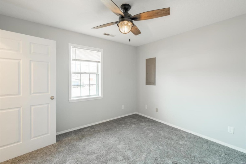 2318 Arkansas, Poplar Bluff, Missouri 63901, 2 Bedrooms Bedrooms, 5 Rooms Rooms,1 BathroomBathrooms,Residential,For Sale,Arkansas,MAR24073690
