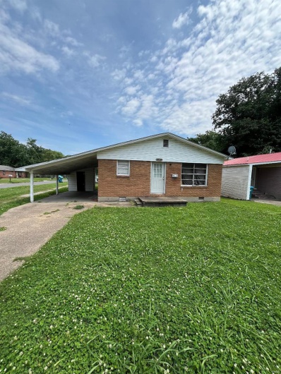 701 Eastwood, Caruthersville, Missouri 63830, 3 Bedrooms Bedrooms, 7 Rooms Rooms,1 BathroomBathrooms,Residential,For Sale,Eastwood,MAR24074402