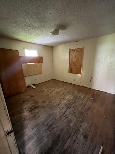 701 Eastwood, Caruthersville, Missouri 63830, 3 Bedrooms Bedrooms, 7 Rooms Rooms,1 BathroomBathrooms,Residential,For Sale,Eastwood,MAR24074402