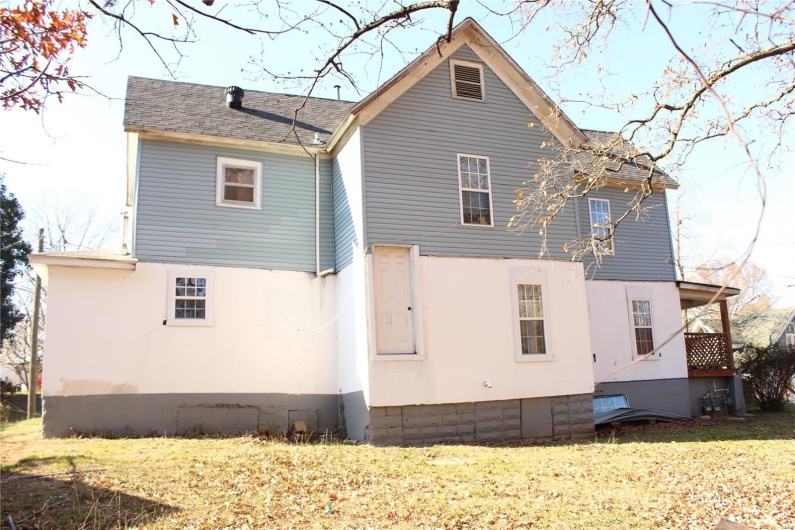 842 Kinzer St, Poplar Bluff, Missouri 63901, ,Residential Income,For Sale,Kinzer St,MAR24074320