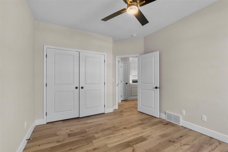 2161 Esker Trail, Cape Girardeau, Missouri 63701, 3 Bedrooms Bedrooms, 8 Rooms Rooms,2 BathroomsBathrooms,Residential,For Sale,Esker,MAR24074391