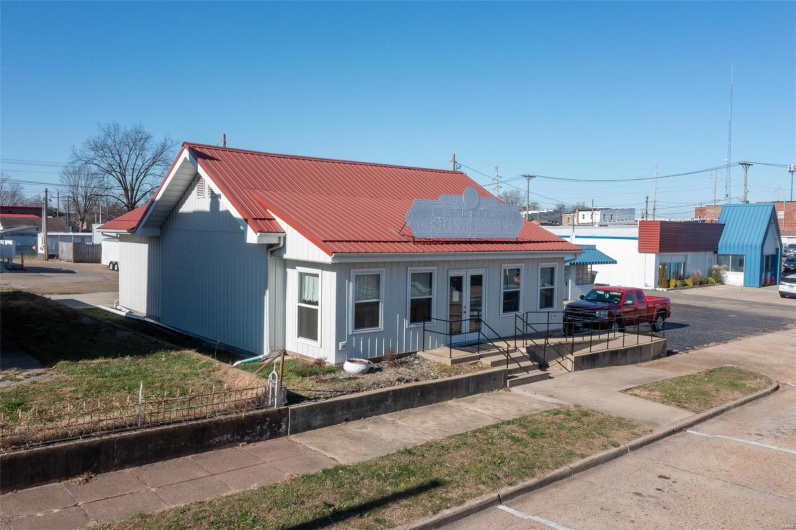 152 South Main, Fredericktown, Missouri 63645, ,Commercial Sale,For Sale,South Main,MAR24068122
