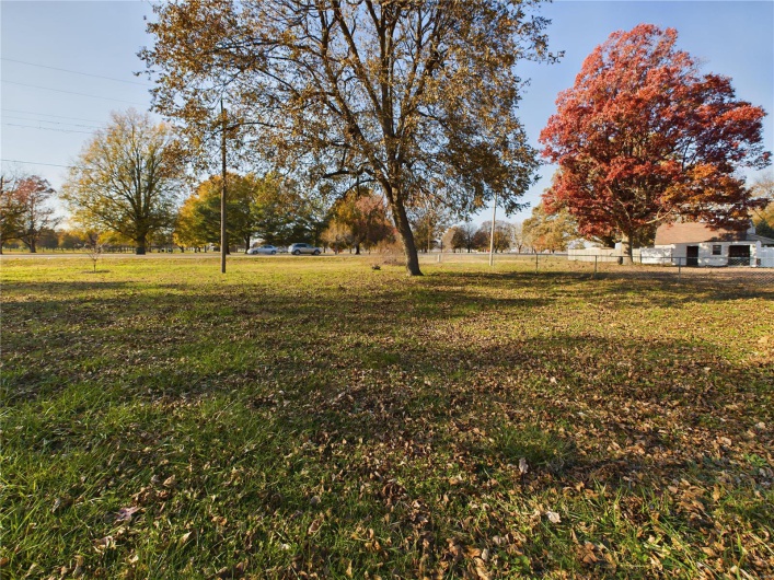 930 McNew Drive, Bernie, Missouri 63822, 2 Bedrooms Bedrooms, 6 Rooms Rooms,1 BathroomBathrooms,Residential,For Sale,McNew,MAR24074751