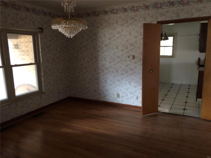 208 Cleveland, Malden, Missouri 63863, 3 Bedrooms Bedrooms, 6 Rooms Rooms,2 BathroomsBathrooms,Residential,For Sale,Cleveland,MAR24075197