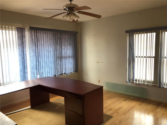 208 Cleveland, Malden, Missouri 63863, 3 Bedrooms Bedrooms, 6 Rooms Rooms,2 BathroomsBathrooms,Residential,For Sale,Cleveland,MAR24075197