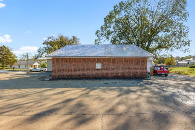 501 Lewis Street, Park Hills, Missouri 63601, 1 Bedroom Bedrooms, 3 Rooms Rooms,1 BathroomBathrooms,Residential,For Sale,Lewis,MAR24074275