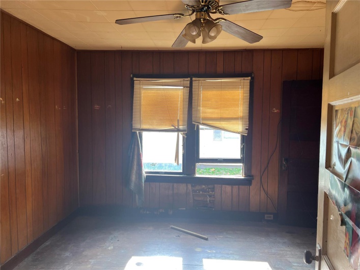 306 Walnut Street, Kennett, Missouri 63857, 2 Bedrooms Bedrooms, 5 Rooms Rooms,1 BathroomBathrooms,Residential,For Sale,Walnut,MAR24075655