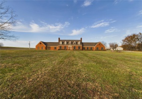 15877 Highway M, Bloomfield, Missouri 63825, 8 Bedrooms Bedrooms, 21 Rooms Rooms,4 BathroomsBathrooms,Farm,For Sale,Highway M,MAR24075898