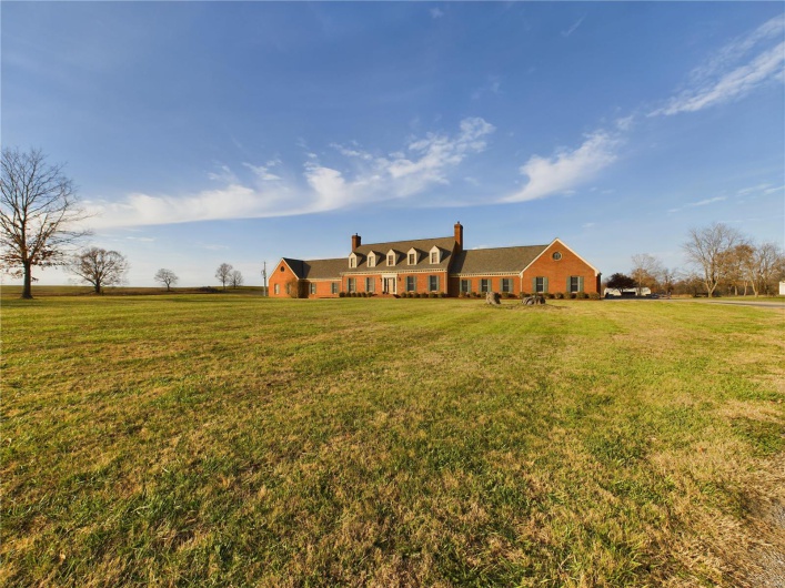 15877 Highway M, Bloomfield, Missouri 63825, 8 Bedrooms Bedrooms, 21 Rooms Rooms,4 BathroomsBathrooms,Farm,For Sale,Highway M,MAR24075898