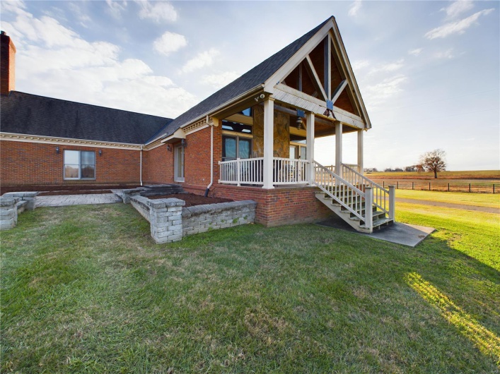 15877 Highway M, Bloomfield, Missouri 63825, 8 Bedrooms Bedrooms, 21 Rooms Rooms,4 BathroomsBathrooms,Farm,For Sale,Highway M,MAR24075898