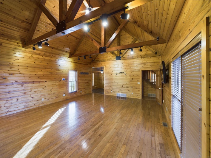 15877 Highway M, Bloomfield, Missouri 63825, 8 Bedrooms Bedrooms, 21 Rooms Rooms,4 BathroomsBathrooms,Farm,For Sale,Highway M,MAR24075898