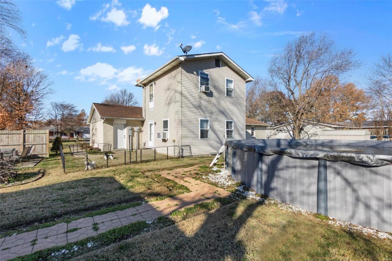 216 Sherrie Drive, Sikeston, Missouri 63801, 4 Bedrooms Bedrooms, 9 Rooms Rooms,4 BathroomsBathrooms,Residential,For Sale,Sherrie,MAR24076026