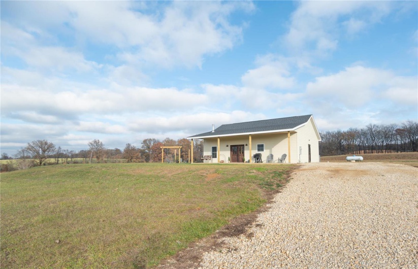 16639 County Road 420, Bloomfield, Missouri 63825, 2 Bedrooms Bedrooms, 5 Rooms Rooms,1 BathroomBathrooms,Farm,For Sale,County Road 420,MAR24076353