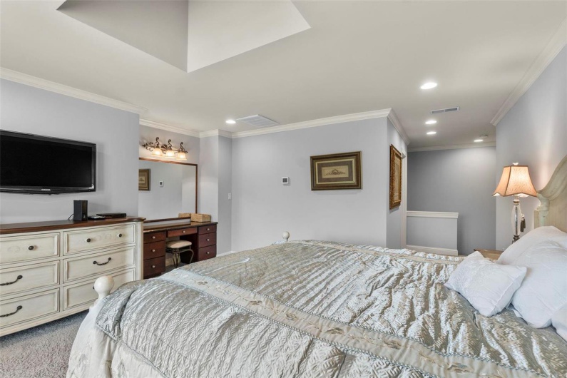 111 Crosshill Court, Cape Girardeau, Missouri 63701, 3 Bedrooms Bedrooms, 6 Rooms Rooms,4 BathroomsBathrooms,Residential,For Sale,Crosshill,MAR23042284