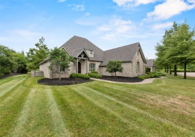 111 Crosshill Court, Cape Girardeau, Missouri 63701, 3 Bedrooms Bedrooms, 6 Rooms Rooms,4 BathroomsBathrooms,Residential,For Sale,Crosshill,MAR23042284
