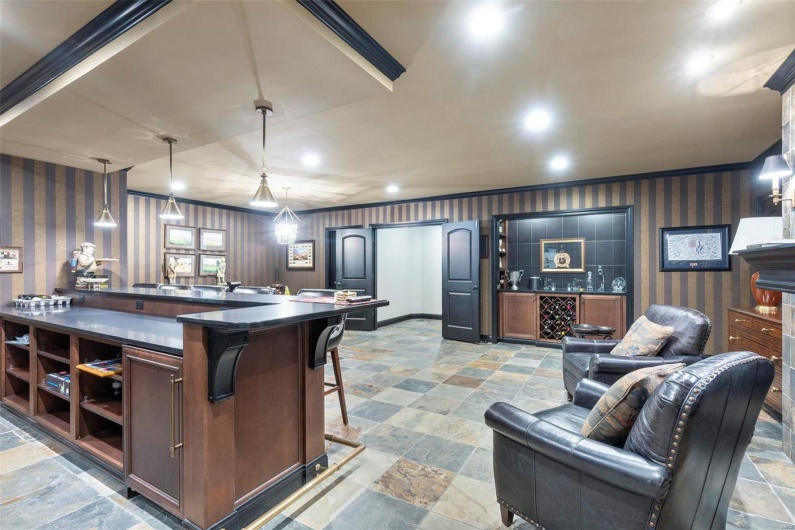 111 Crosshill Court, Cape Girardeau, Missouri 63701, 3 Bedrooms Bedrooms, 6 Rooms Rooms,4 BathroomsBathrooms,Residential,For Sale,Crosshill,MAR23042284