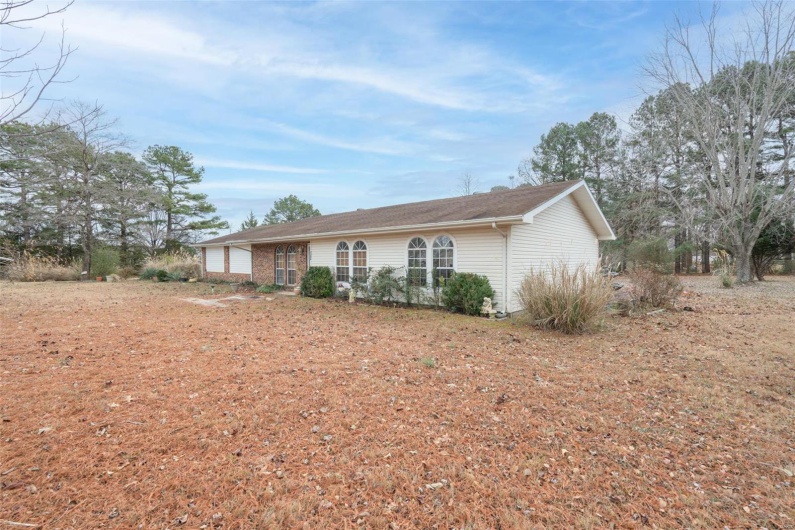 1202 Victoria Road, Poplar Bluff, Missouri 63901, 3 Bedrooms Bedrooms, 9 Rooms Rooms,2 BathroomsBathrooms,Residential,For Sale,Victoria,MAR24076440