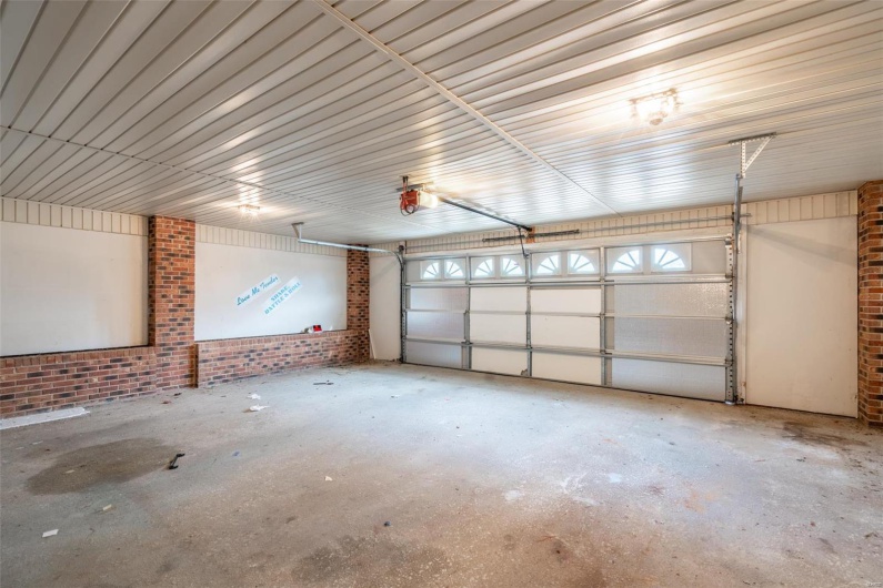 1202 Victoria Road, Poplar Bluff, Missouri 63901, 3 Bedrooms Bedrooms, 9 Rooms Rooms,2 BathroomsBathrooms,Residential,For Sale,Victoria,MAR24076440