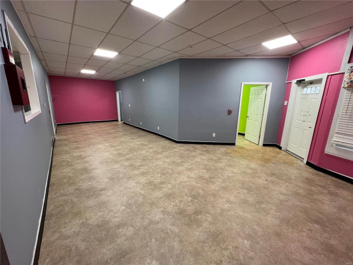 825 Ellis Street, Cape Girardeau, Missouri 63703, ,Commercial Sale,For Sale,Ellis,MAR24076582