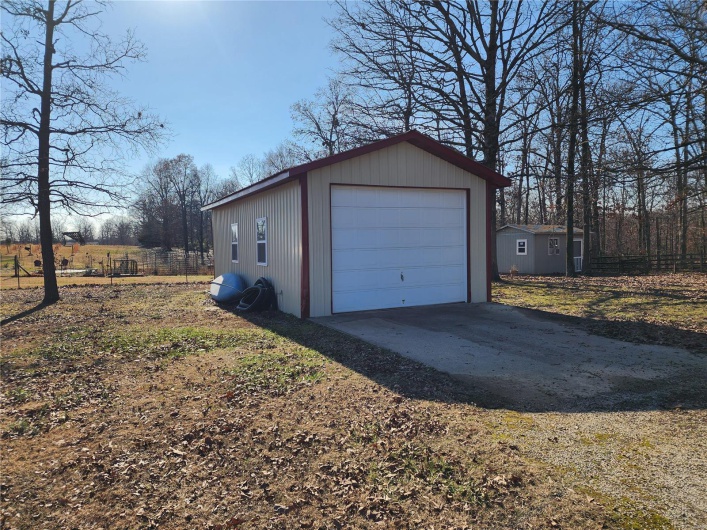 11800 US-160, Harviell, Missouri 63945, 5 Bedrooms Bedrooms, 12 Rooms Rooms,3 BathroomsBathrooms,Residential,For Sale,US-160,MAR24076488