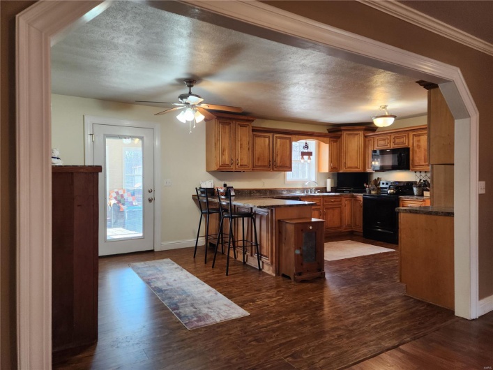 11800 US-160, Harviell, Missouri 63945, 5 Bedrooms Bedrooms, 12 Rooms Rooms,3 BathroomsBathrooms,Residential,For Sale,US-160,MAR24076488