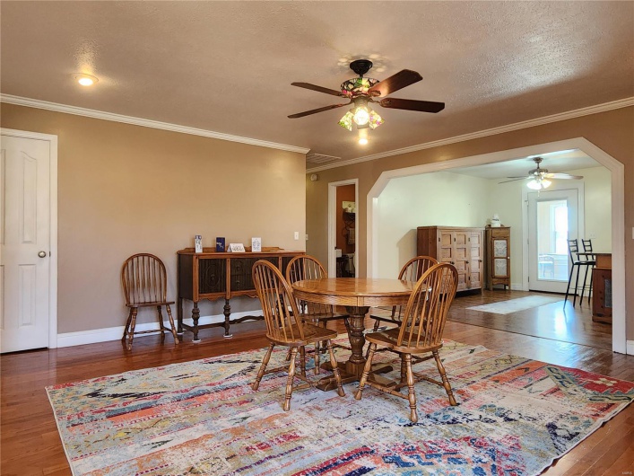 11800 US-160, Harviell, Missouri 63945, 5 Bedrooms Bedrooms, 12 Rooms Rooms,3 BathroomsBathrooms,Residential,For Sale,US-160,MAR24076488