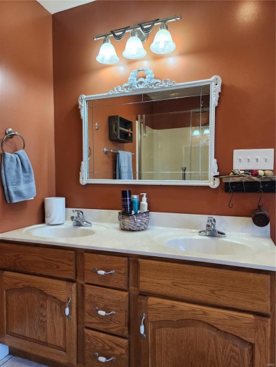 11800 US-160, Harviell, Missouri 63945, 5 Bedrooms Bedrooms, 12 Rooms Rooms,3 BathroomsBathrooms,Residential,For Sale,US-160,MAR24076488