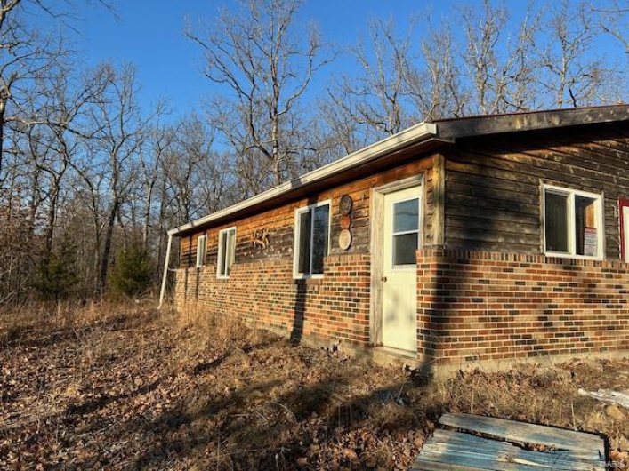 View of home's exterior