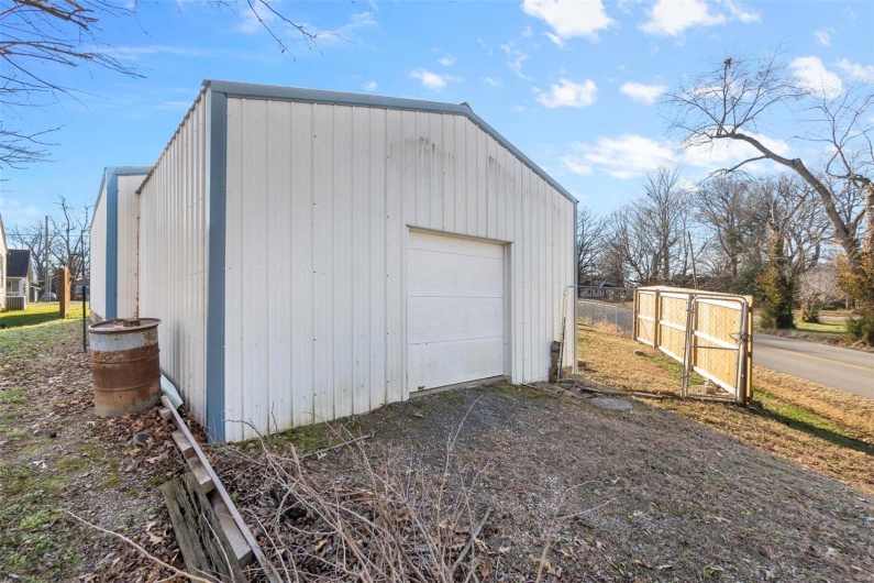 212 North Street, Benton, Missouri 63736, 2 Bedrooms Bedrooms, 6 Rooms Rooms,2 BathroomsBathrooms,Residential,For Sale,North,MAR24077065