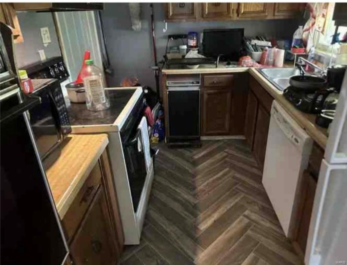 808 Clipper, Kennett, Missouri 63857, 2 Bedrooms Bedrooms, 5 Rooms Rooms,1 BathroomBathrooms,Residential,For Sale,Clipper,MAR24077281