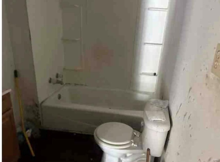 405 Wiggs Street, Kennett, Missouri 63857, 2 Bedrooms Bedrooms, 4 Rooms Rooms,1 BathroomBathrooms,Residential,For Sale,Wiggs,MAR24077330