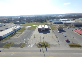 1007 Business Us Highway 60, Dexter, Missouri 63841, ,Commercial Sale,For Sale,Business Us Highway 60,MAR24078834