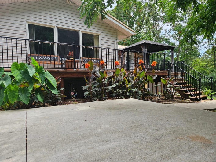 1034 Port Perry Drive, Perryville, Missouri 63775, 3 Bedrooms Bedrooms, 5 Rooms Rooms,3 BathroomsBathrooms,Residential,For Sale,Port Perry,MAR24078855