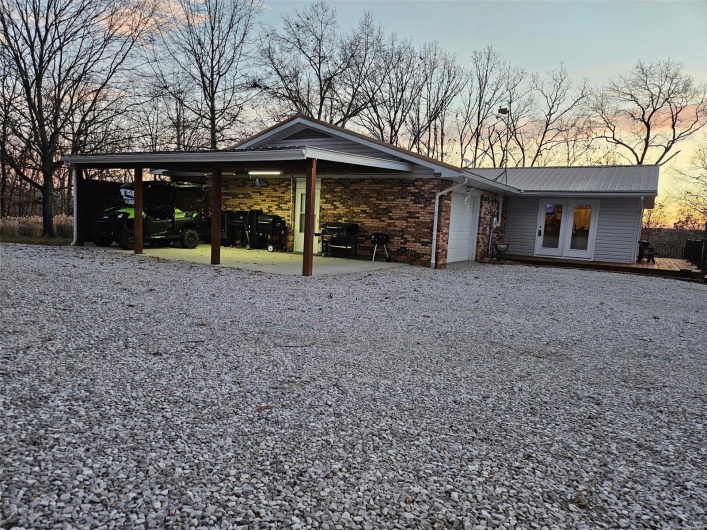1034 Port Perry Drive, Perryville, Missouri 63775, 3 Bedrooms Bedrooms, 5 Rooms Rooms,3 BathroomsBathrooms,Residential,For Sale,Port Perry,MAR24078855