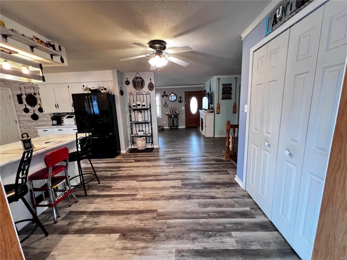 1034 Port Perry Drive, Perryville, Missouri 63775, 3 Bedrooms Bedrooms, 5 Rooms Rooms,3 BathroomsBathrooms,Residential,For Sale,Port Perry,MAR24078855