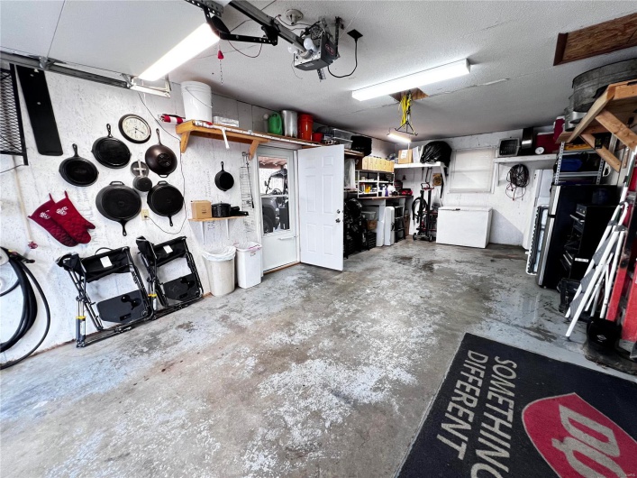 1034 Port Perry Drive, Perryville, Missouri 63775, 3 Bedrooms Bedrooms, 5 Rooms Rooms,3 BathroomsBathrooms,Residential,For Sale,Port Perry,MAR24078855