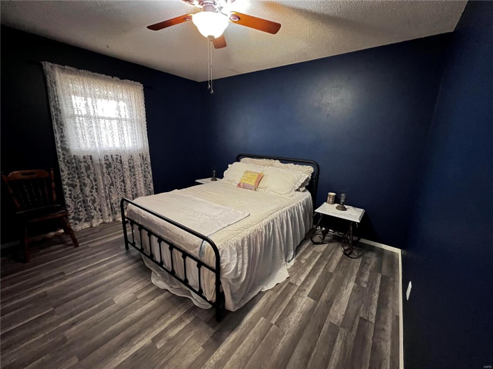 1034 Port Perry Drive, Perryville, Missouri 63775, 3 Bedrooms Bedrooms, 5 Rooms Rooms,3 BathroomsBathrooms,Residential,For Sale,Port Perry,MAR24078855