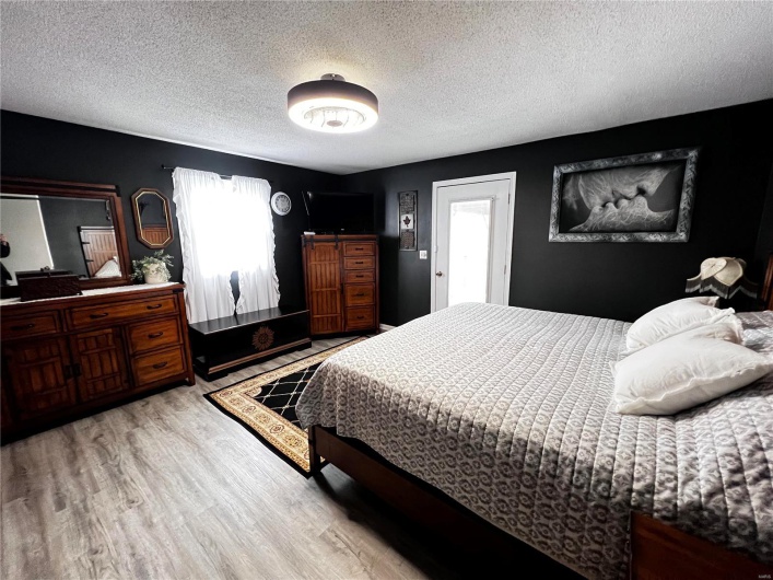 1034 Port Perry Drive, Perryville, Missouri 63775, 3 Bedrooms Bedrooms, 5 Rooms Rooms,3 BathroomsBathrooms,Residential,For Sale,Port Perry,MAR24078855