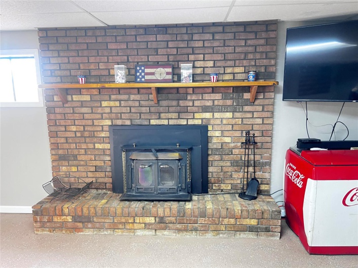1034 Port Perry Drive, Perryville, Missouri 63775, 3 Bedrooms Bedrooms, 5 Rooms Rooms,3 BathroomsBathrooms,Residential,For Sale,Port Perry,MAR24078855