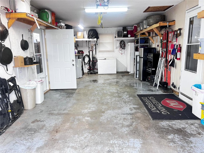 1034 Port Perry Drive, Perryville, Missouri 63775, 3 Bedrooms Bedrooms, 5 Rooms Rooms,3 BathroomsBathrooms,Residential,For Sale,Port Perry,MAR24078855