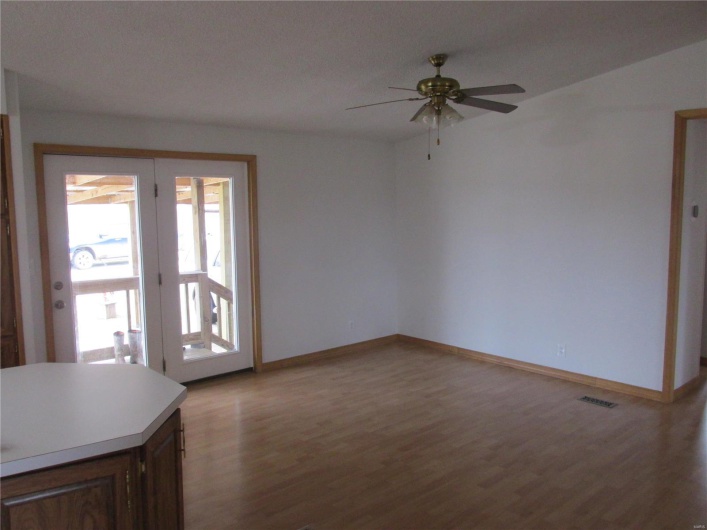 118 County Road 673, Qulin, Missouri 63961, 3 Bedrooms Bedrooms, 8 Rooms Rooms,2 BathroomsBathrooms,Residential,For Sale,County Road 673,MAR24078755