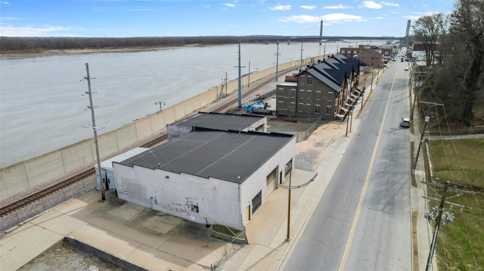 308 Main, Cape Girardeau, Missouri 63703, ,Commercial Sale,For Sale,Main,MAR25000096