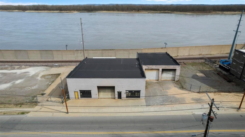 308 Main, Cape Girardeau, Missouri 63703, ,Commercial Sale,For Sale,Main,MAR25000096