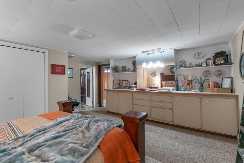 101 Winter Drive, Sikeston, Missouri 63801, 3 Bedrooms Bedrooms, 9 Rooms Rooms,3 BathroomsBathrooms,Residential,For Sale,Winter,MAR25000325