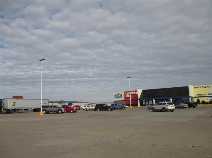 1302 MARKET Street, Sparta, Illinois 62286, ,Commercial Sale,For Sale,MARKET,MAR18009760