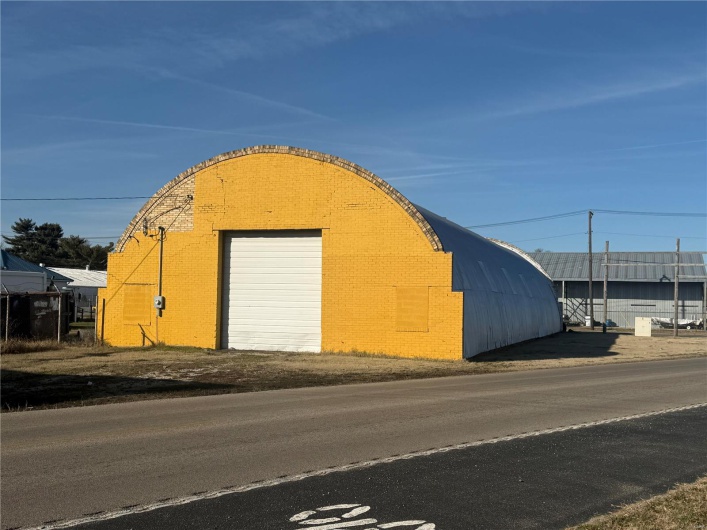 411 Cedar Street, Kennett, Missouri 63857, ,Commercial Sale,For Sale,Cedar,MAR24077048