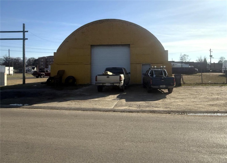 411 Cedar Street, Kennett, Missouri 63857, ,Commercial Sale,For Sale,Cedar,MAR24077048
