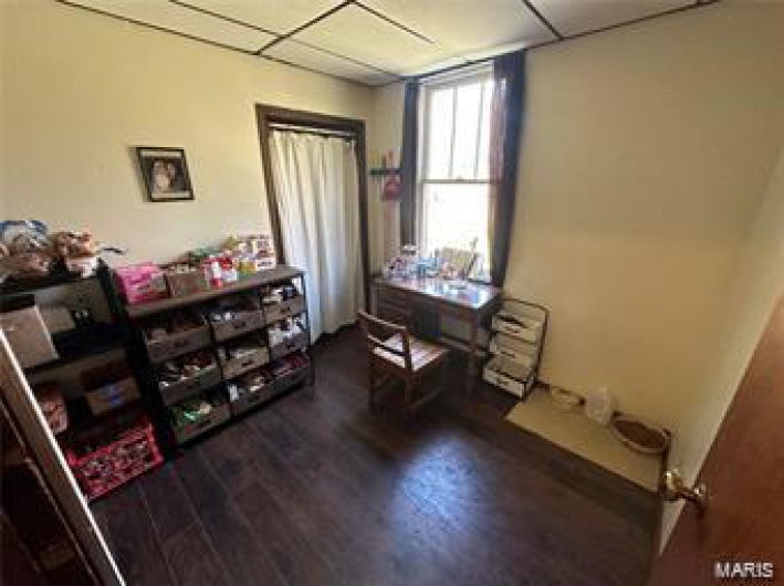 7996 highway 32, Ste Genevieve, Missouri 63670, ,Residential Income,For Sale,highway 32,MAR25000528